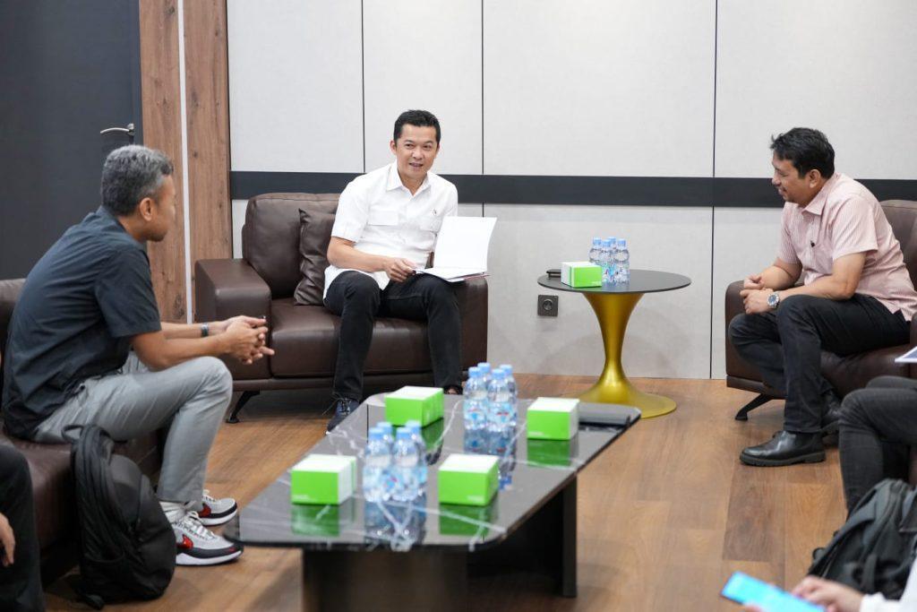 4418Audiensi-dengan-CNN-Indonesia--Wamenpora-Taufik-Bahas-Perkembangan-Olahraga-Indonesia