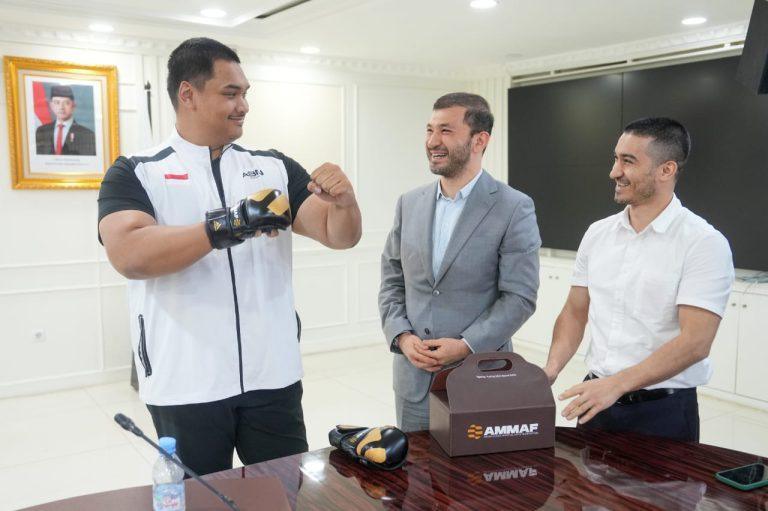8158Terima-Presiden-AMMAF--Menpora-Dito-Ingin-Fokus-Pengembangan-Atlet-Muda-MMA-di-Indonesia